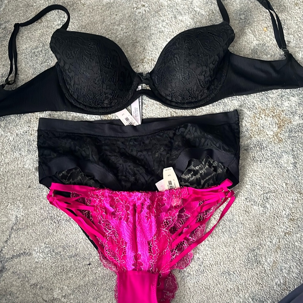 NWT Victoria Secret Bra and panties